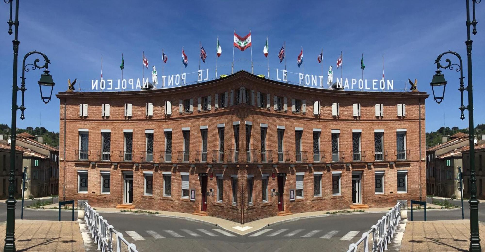 Hotel Le Pont Napoleon La Celle-sous-Gouzon Exteriör bild